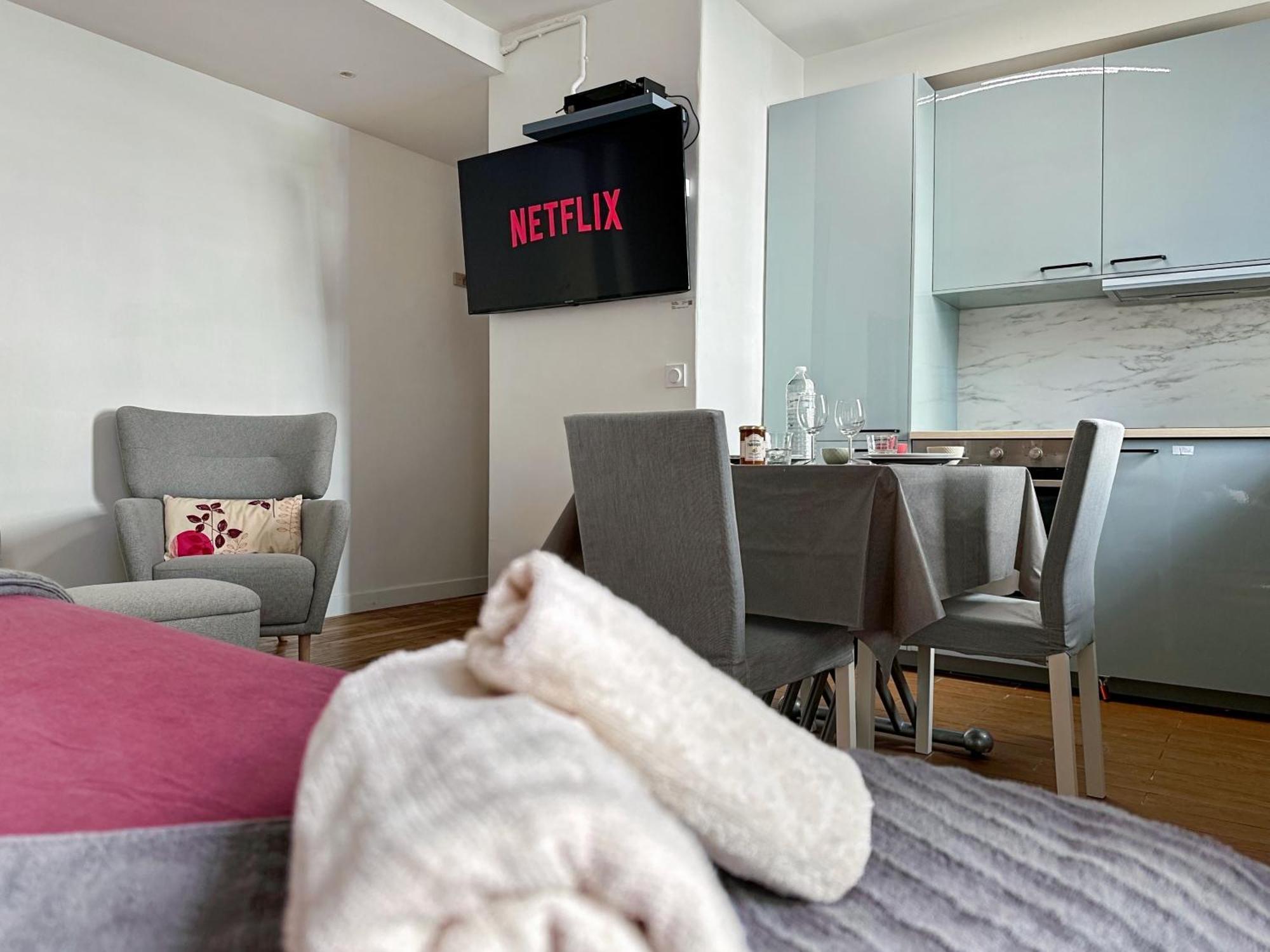 Appartement Entier Calme - Parking Free - Proche Paris Et Chateau - Wifi Hd Vincennes Exterior photo